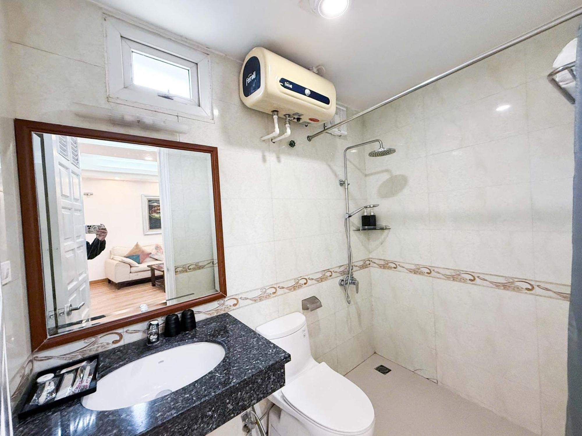 Eco Nest Classic Apartment & Hotel ハノイ市 エクステリア 写真